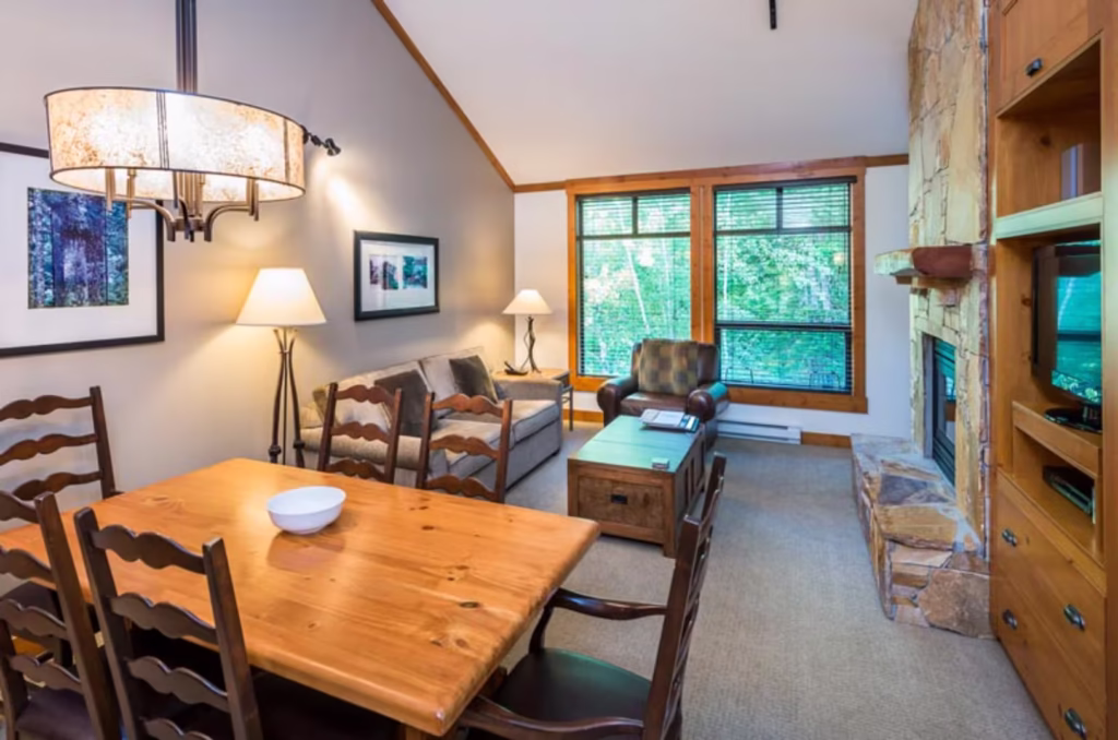 First Tracks Lodge Whistler Hotel 1 Bedroom Dining Living Area